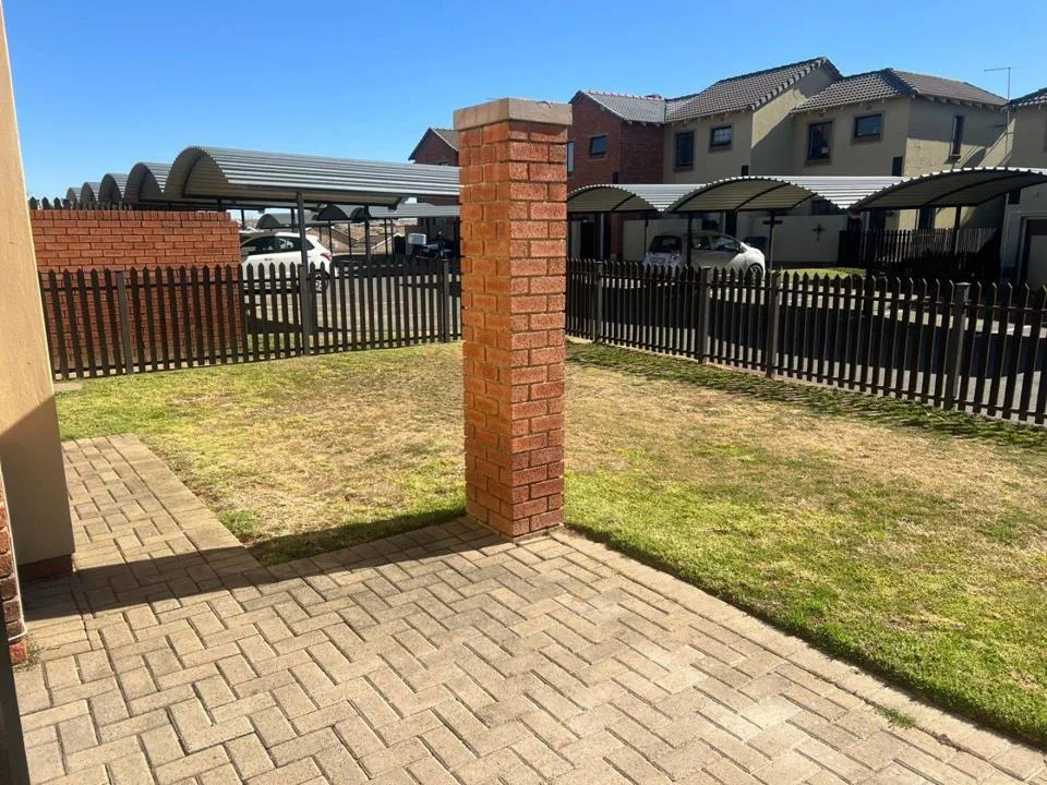 2 Bedroom Apartment / flat for sale in Hillside
