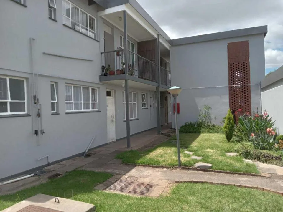 1 Bedroom Apartment / flat for sale in Barry Hertzog Park