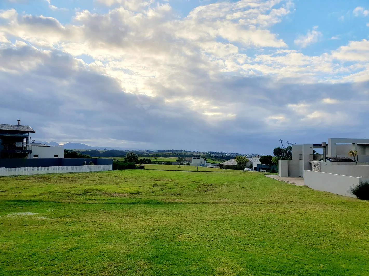 1 144 m² Land available in Oubaai