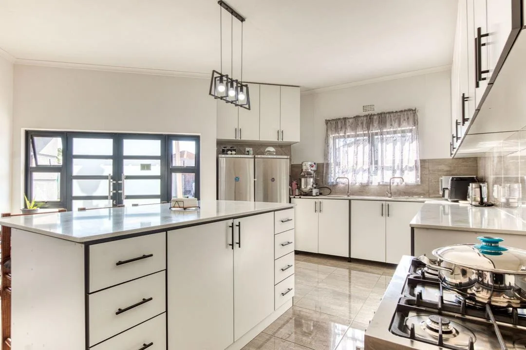 3 Bedroom House for sale in Fairview Golf Estate