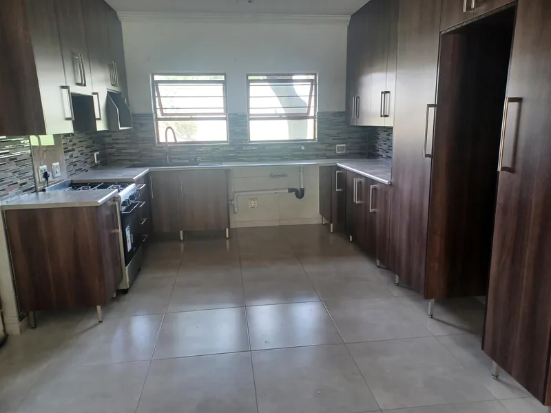 2 Bedroom Apartment in River Club