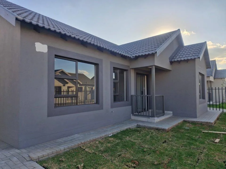 3 Bedroom House for sale in Arcata Estate