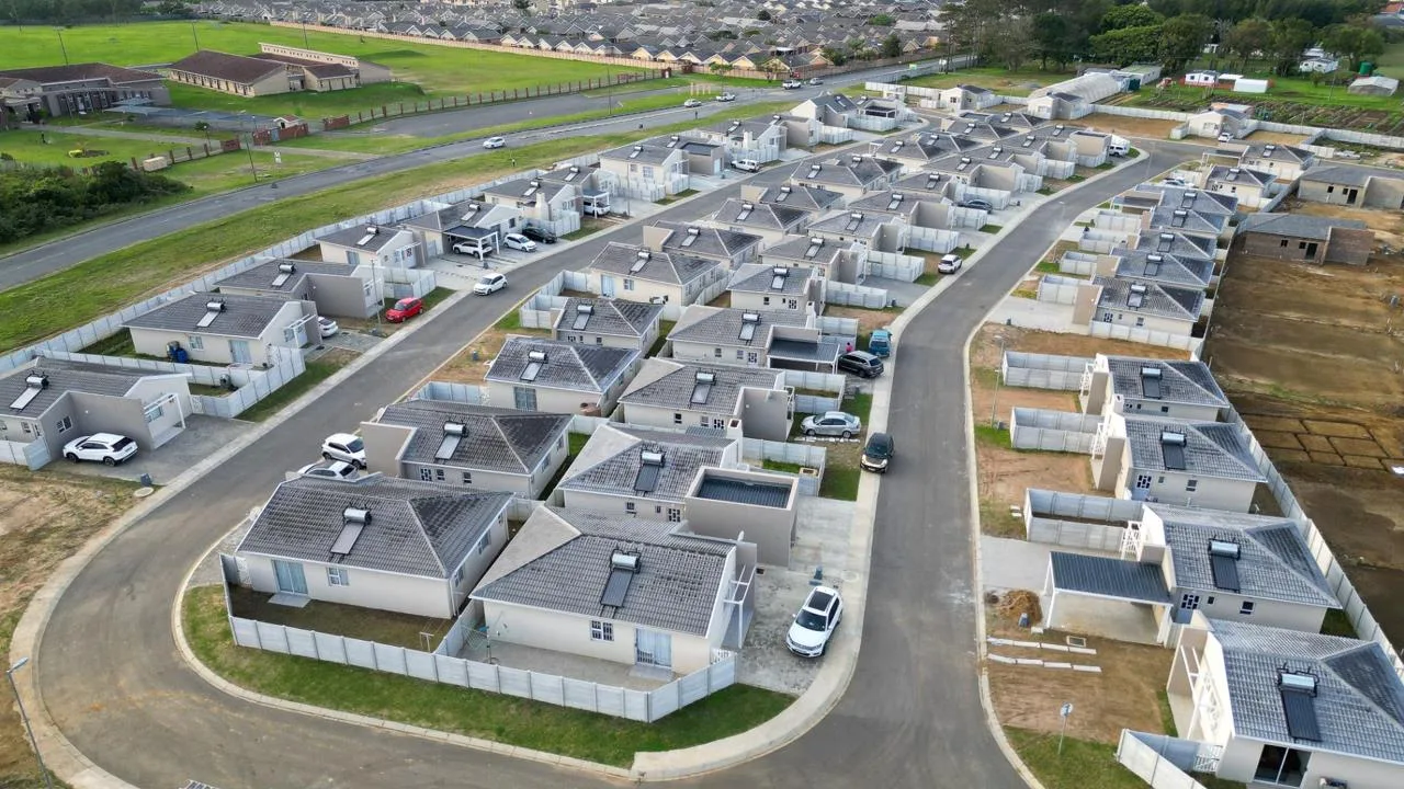 2 Bedroom Townhouse for sale in Gonubie