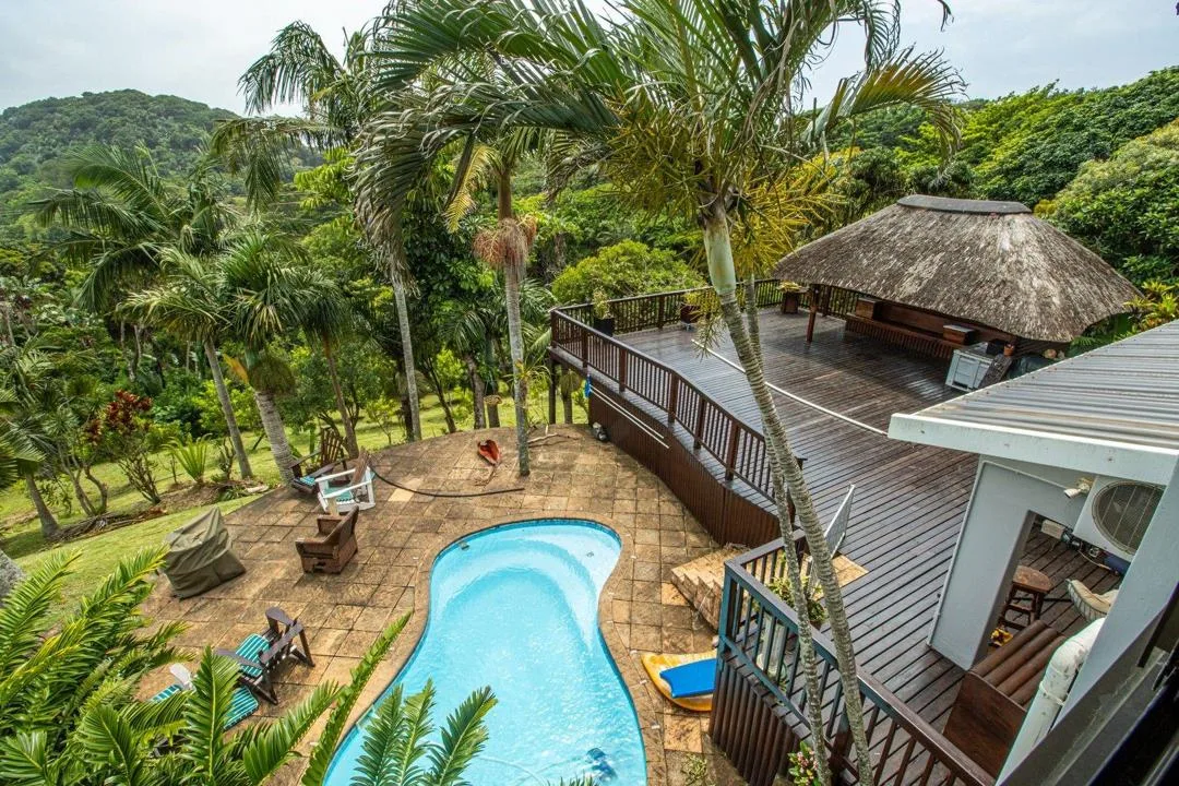 4 Bedroom House for sale in Rennies Beach