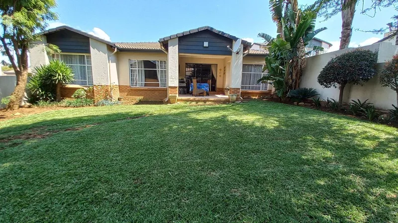3 Bedroom Townhouse for sale in Moreleta Park