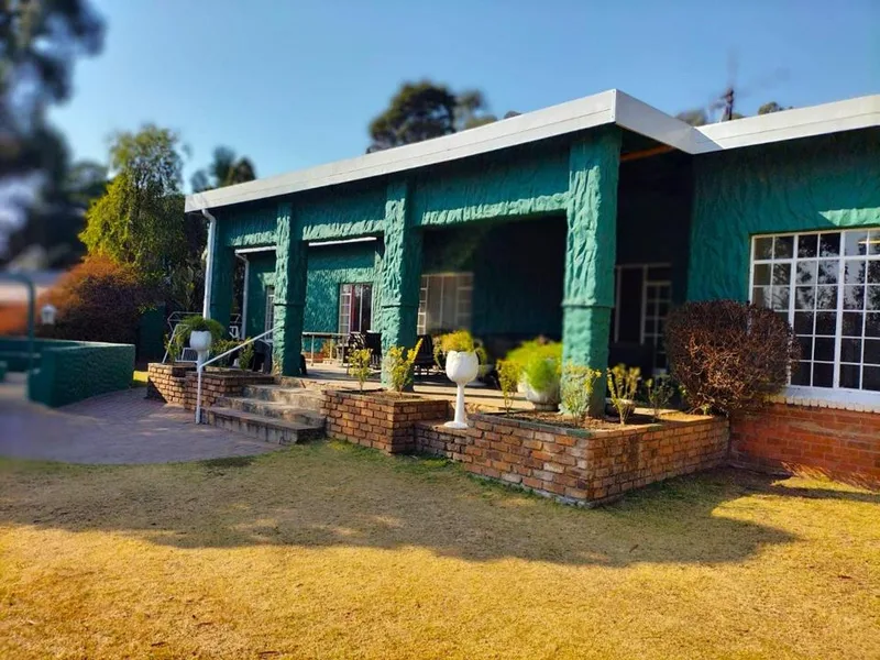 4 Bedroom House for sale in New State Areas