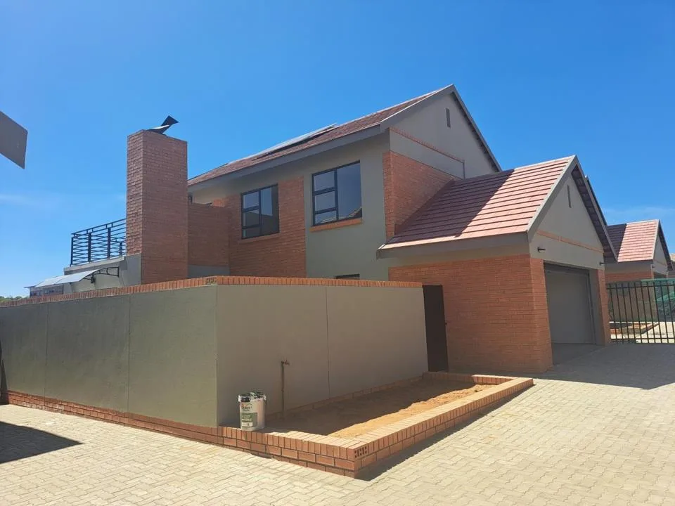3 Bedroom House for sale in Somerton Estate