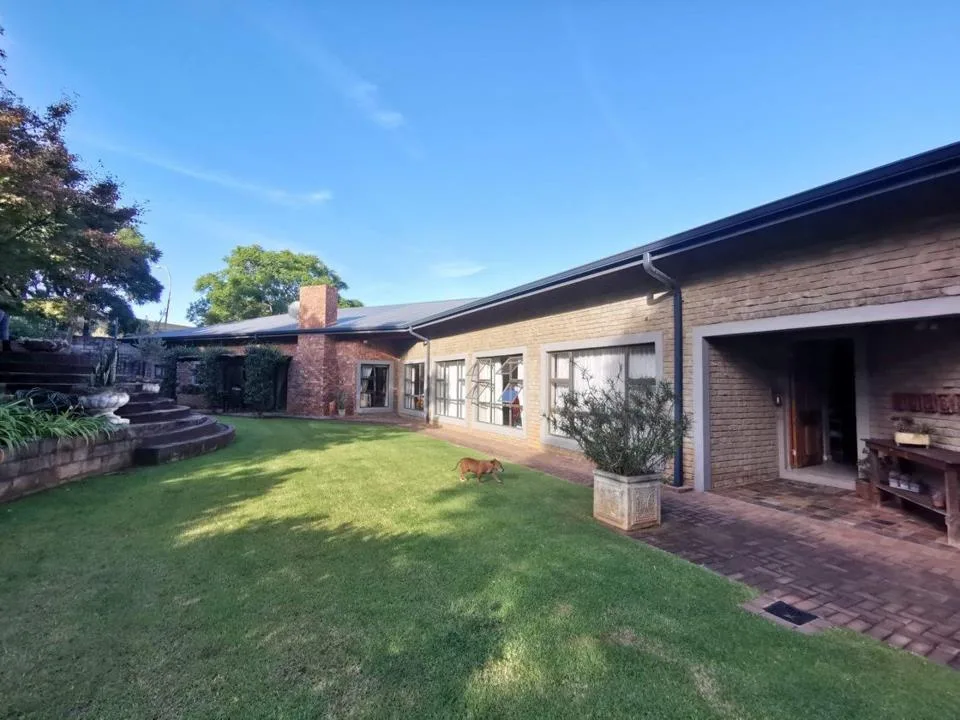 7 Bedroom House for sale in Signal Hill