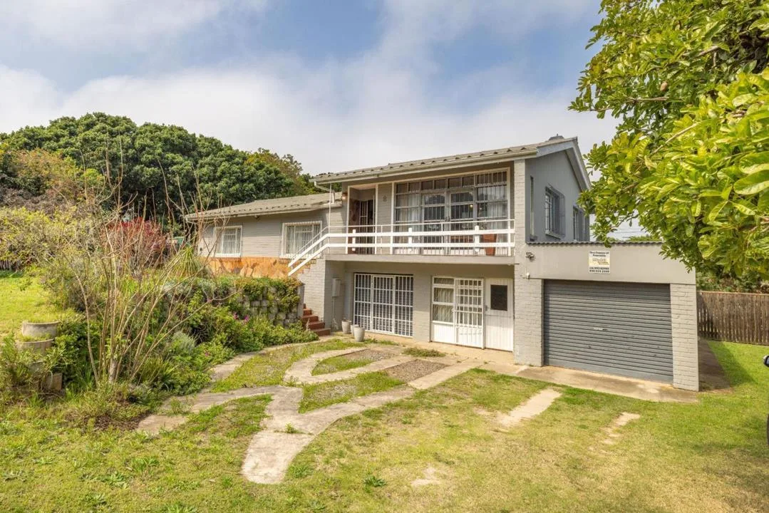 3 Bedroom House for sale in East Bank