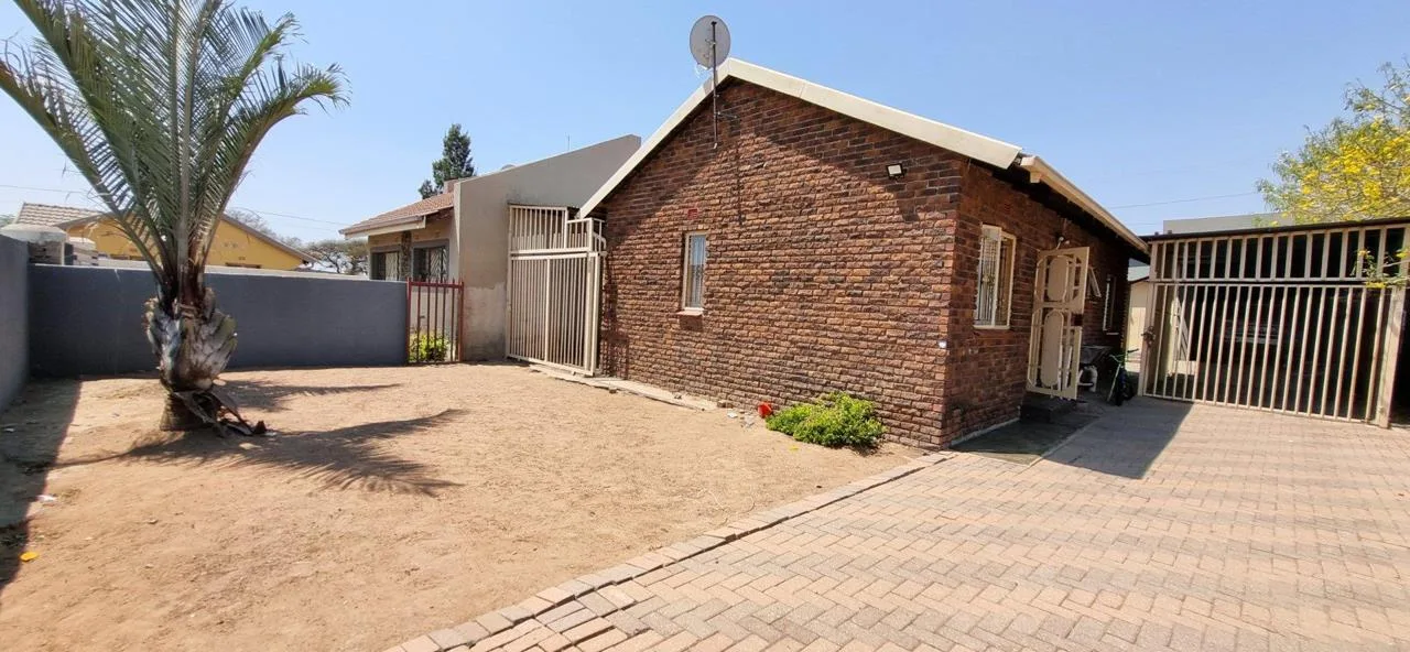3 Bedroom House for sale in Westenburg