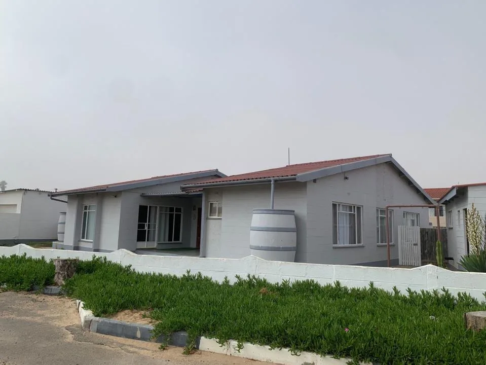 3 Bedroom House for sale in Kleinsee