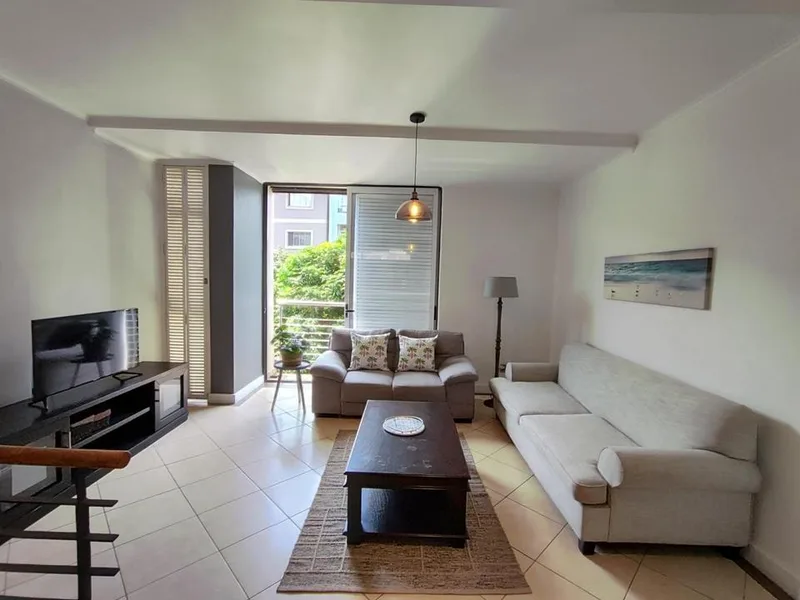 2 Bedroom Apartment / flat to rent in New Town Centre