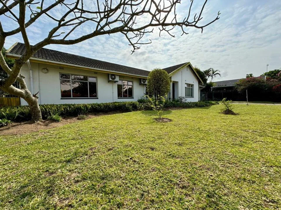 3 Bedroom House for sale in Veld En Vlei