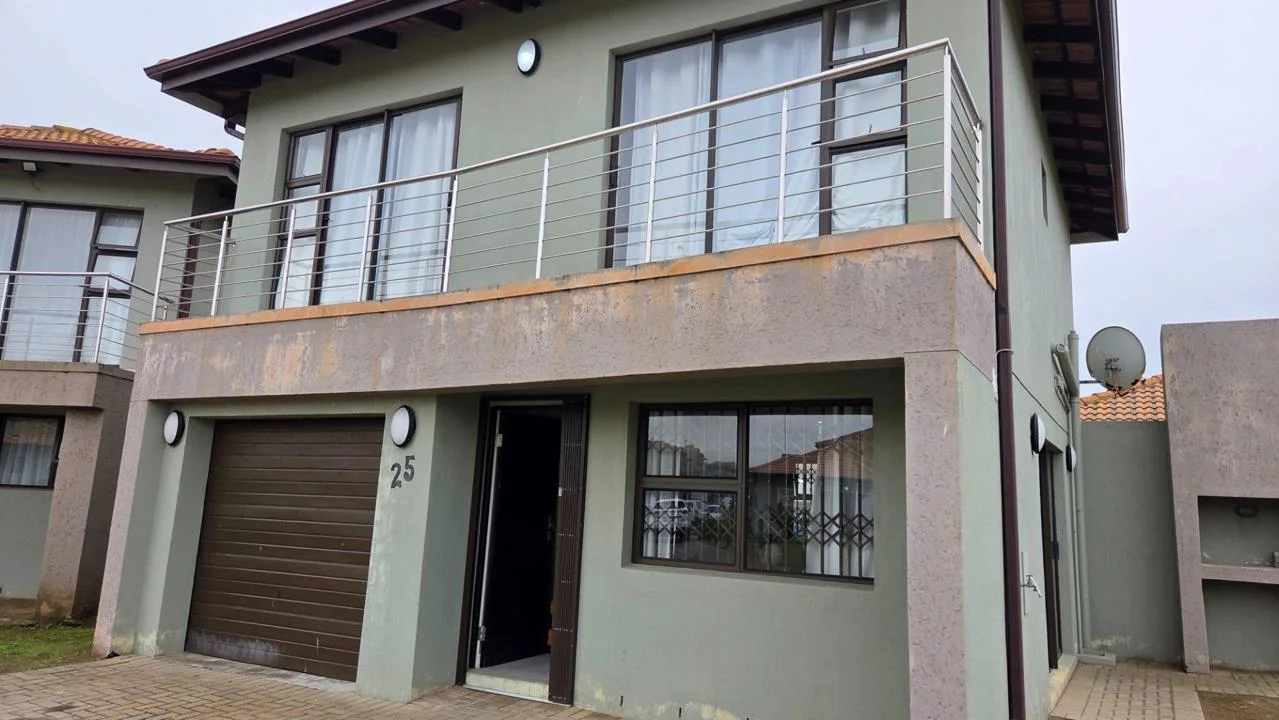 3 Bedroom Townhouse to rent in Winterstrand