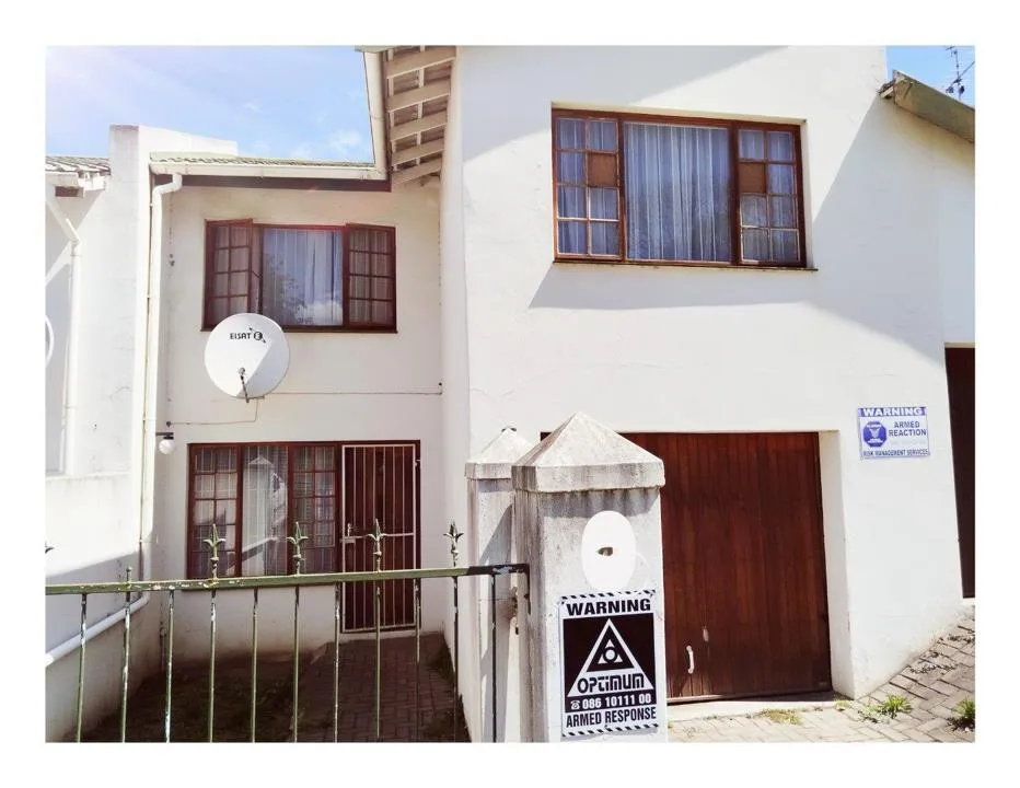 3 Bedroom Townhouse for sale in King Williams Town Central