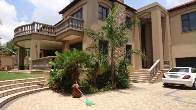 4 Bedroom House for sale in Dowerglen Ext 4
