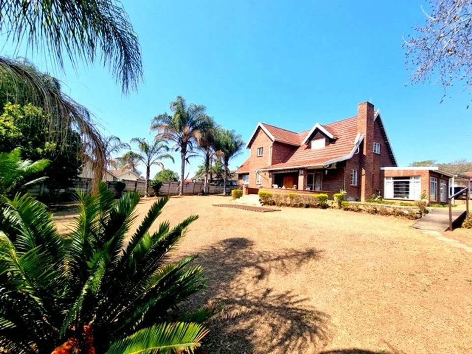 4 Bedroom House for sale in Lincoln Meade