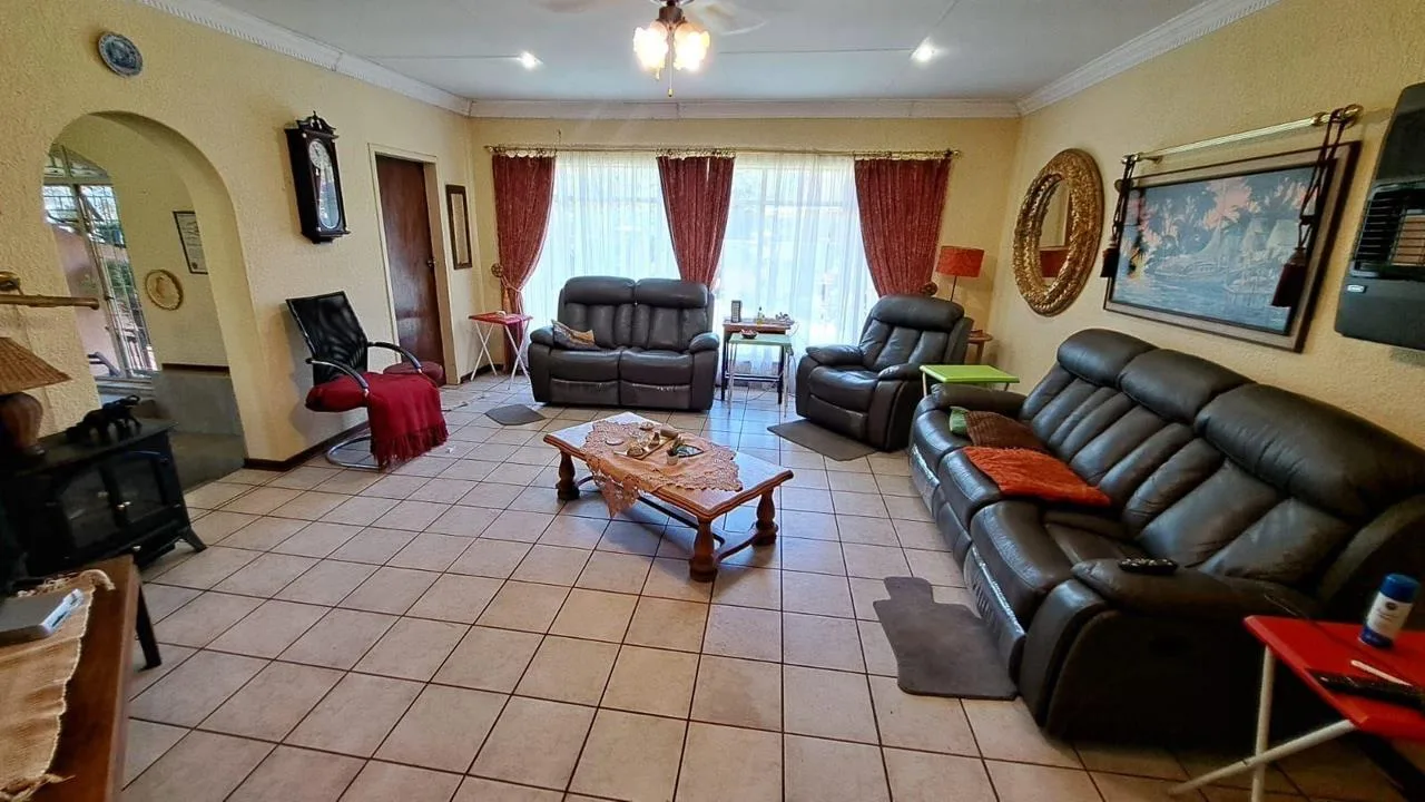 3 Bedroom House for sale in Wilkoppies