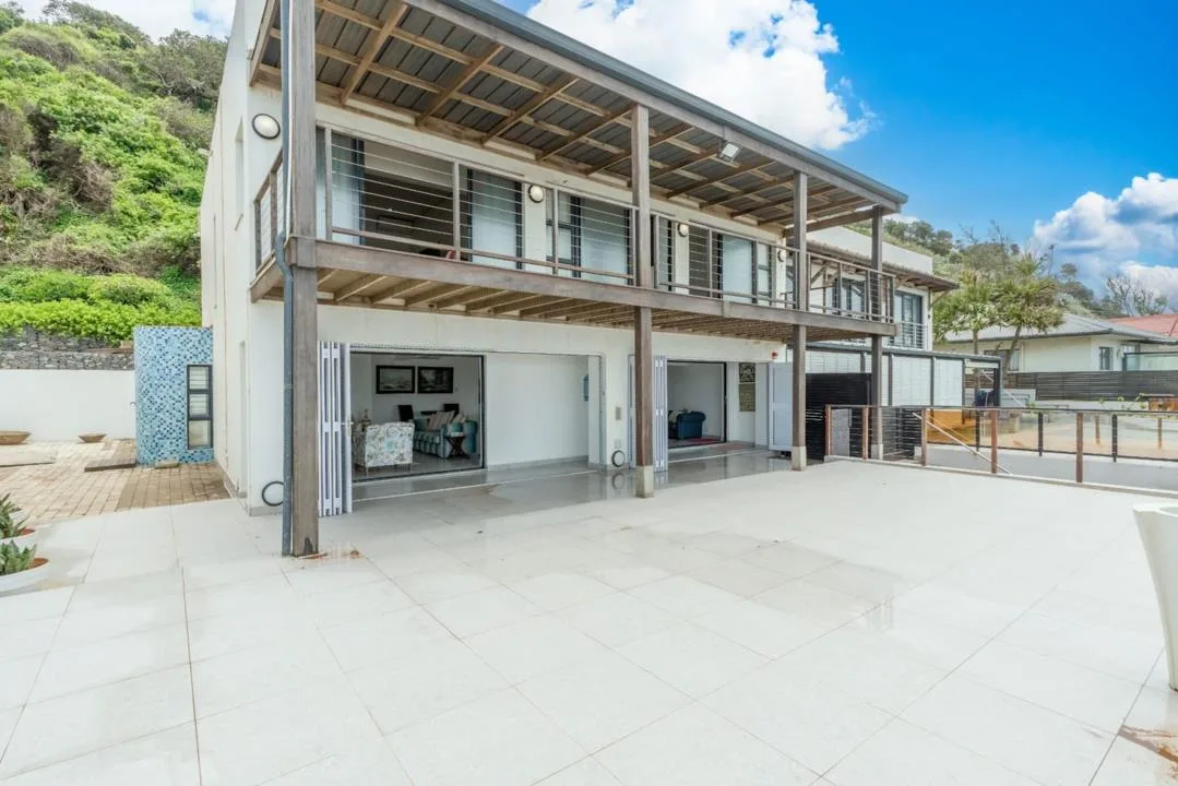 3 Bedroom Townhouse for sale in Umdloti Beach