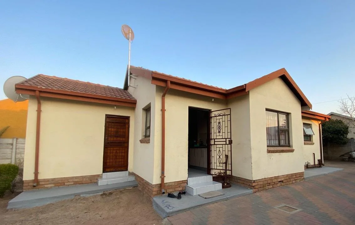 3 Bedroom House for sale in Seshego A
