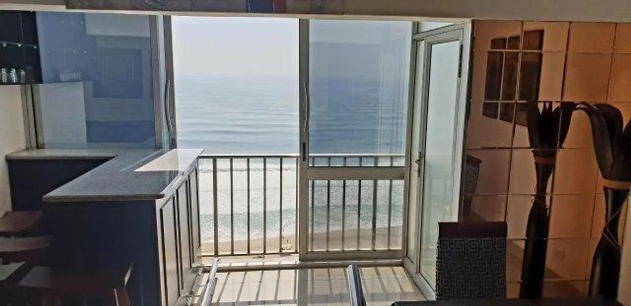 3 Bedroom Apartment / flat for sale in South Beach