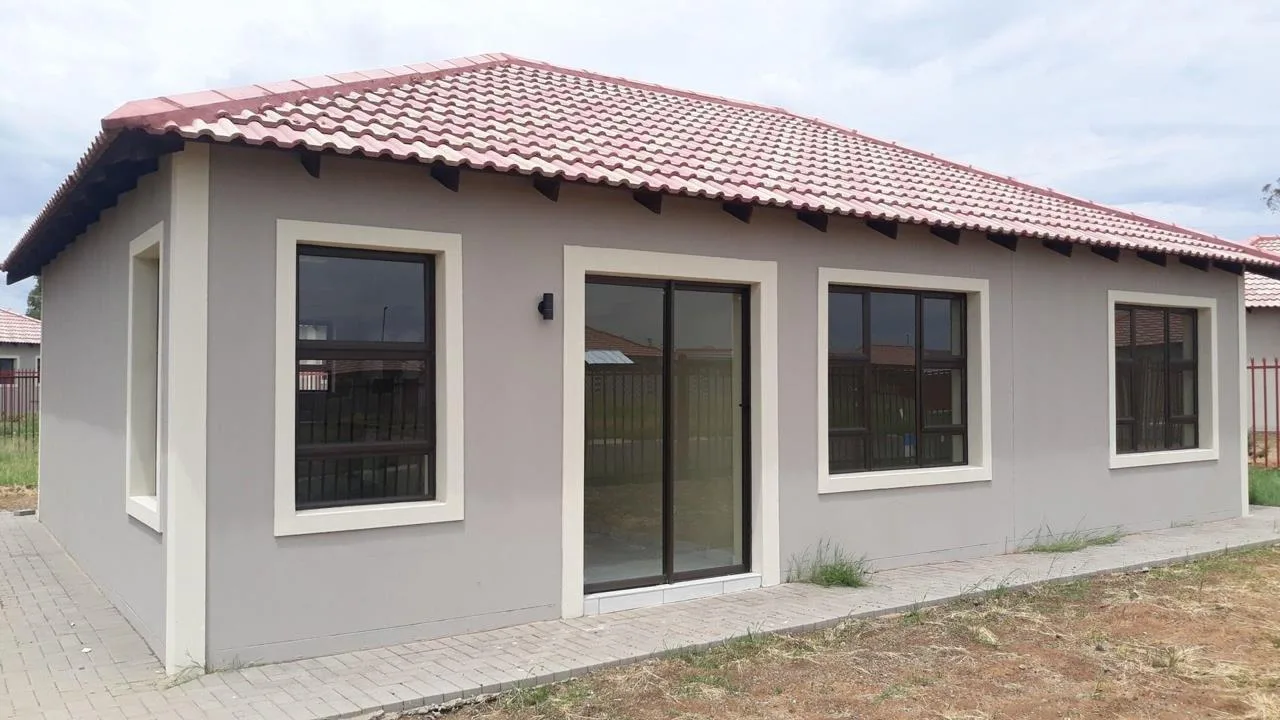 3 Bedroom House for sale in Grasslands