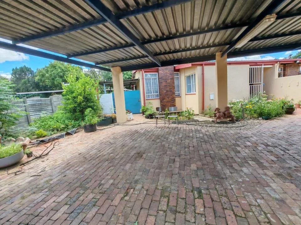 3 Bedroom House for sale in Sasolburg Ext 23