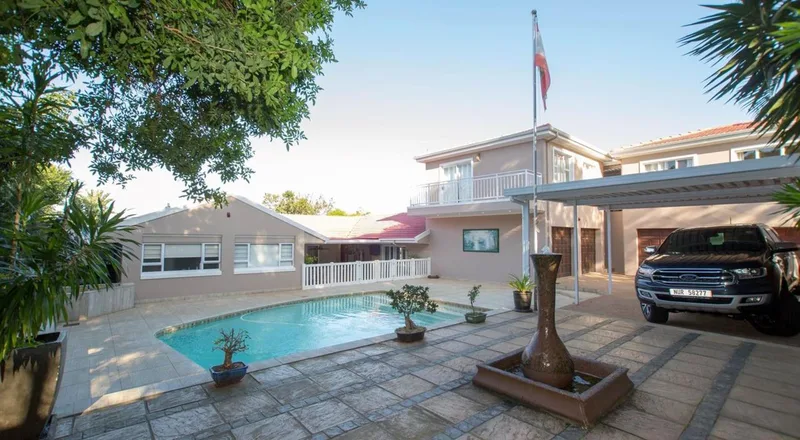 4 Bedroom House for sale in Herrwood Park