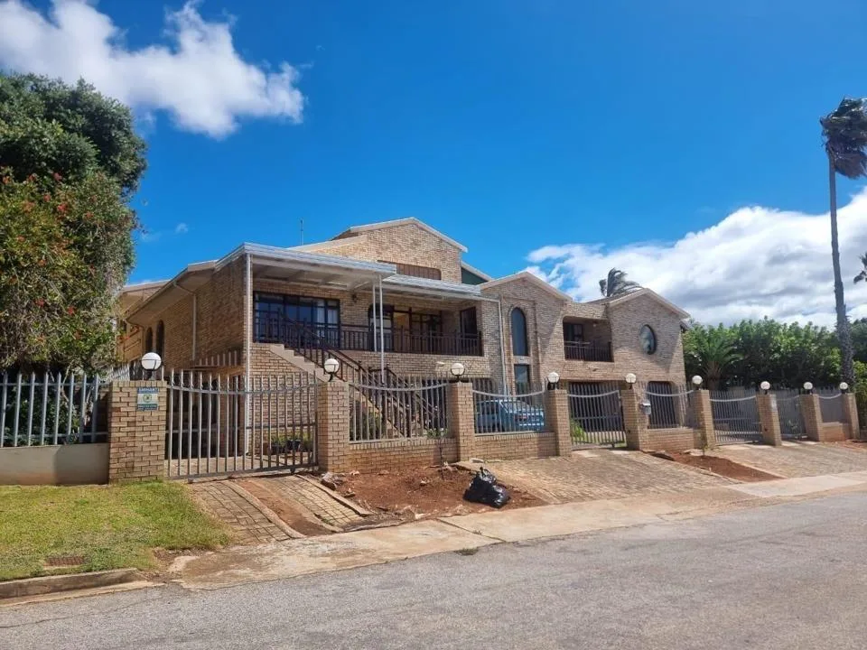 5 Bedroom House for sale in Noorsekloof