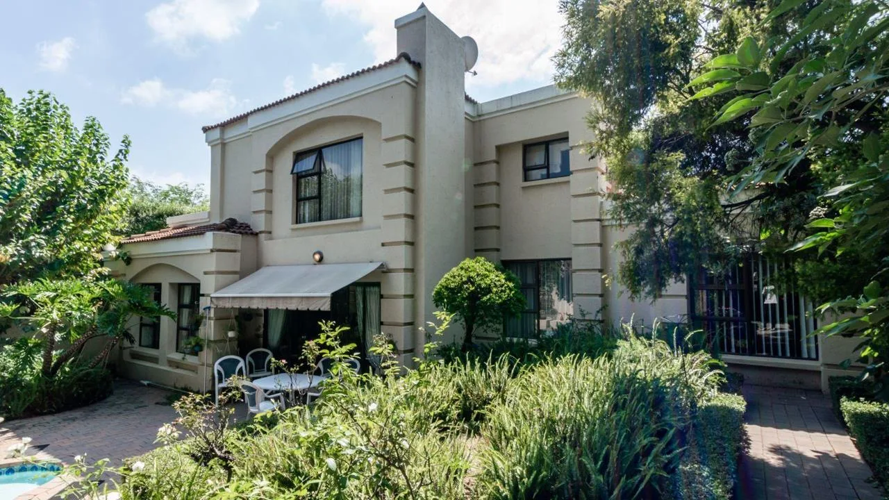 3 Bedroom House for sale in Cedar Lakes