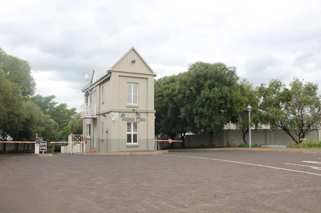 3 Bedroom House for sale in Waterval S H
