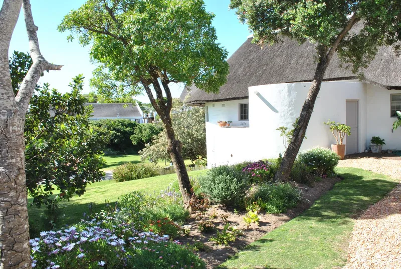 5 Bedroom House in St Francis Bay Village