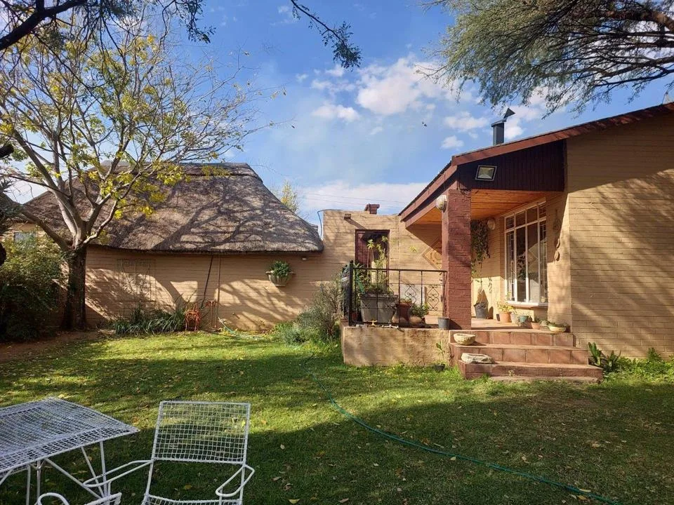 3 Bedroom House for sale in Tuinhof