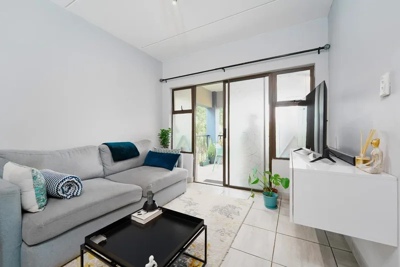 2 Bedroom Apartment / flat for sale in Honeydew Grove