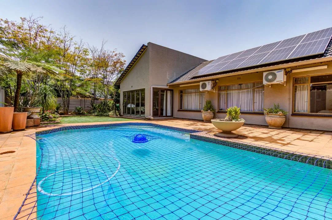 4 Bedroom House for sale in Birchleigh