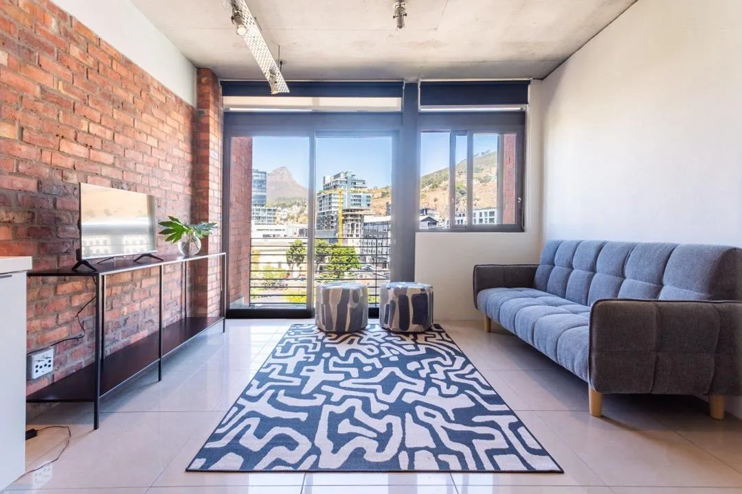 1 Bedroom Apartment / flat for sale in De Waterkant