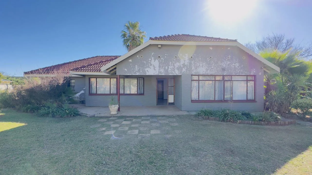 3 Bedroom House for sale in Meiringspark