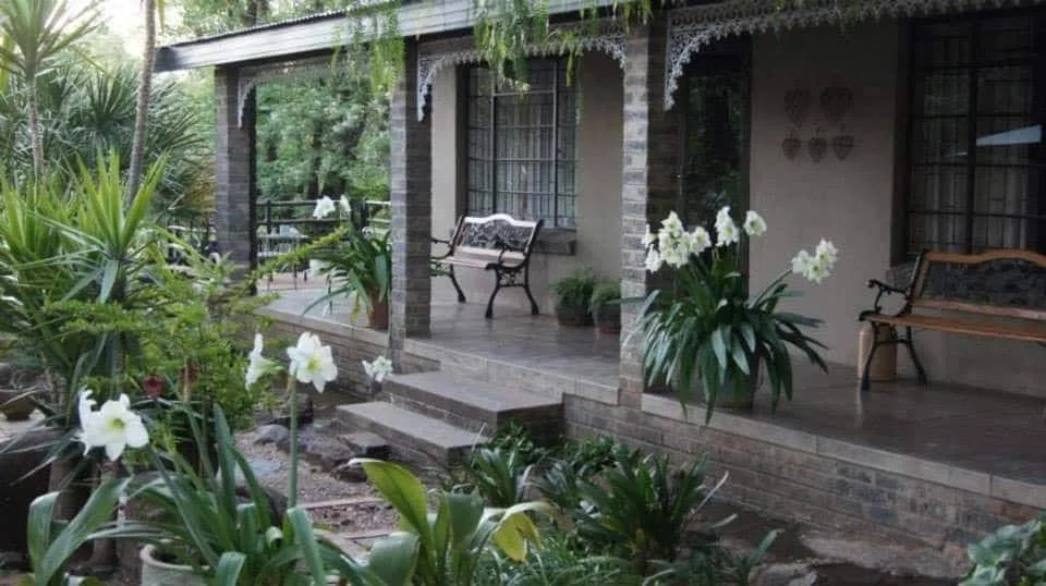 11 Bedroom House for sale in Kuruman