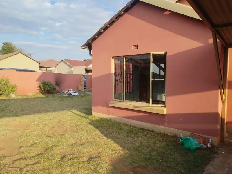 3 Bedroom House for sale in Tasbet Park
