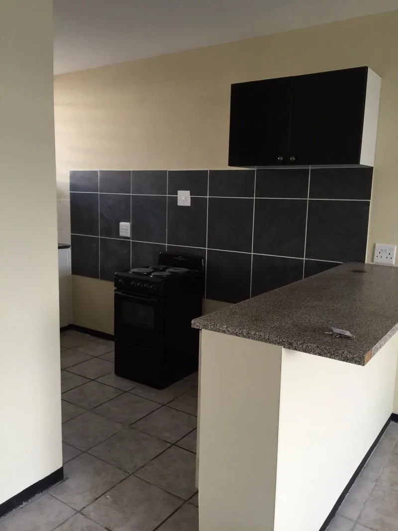 1 Bedroom Apartment in Gezina