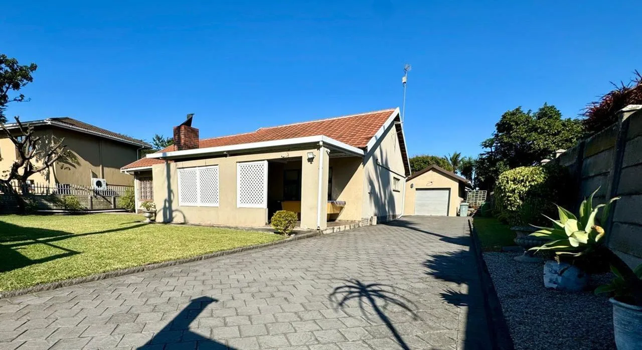 4 Bedroom House for sale in Arboretum