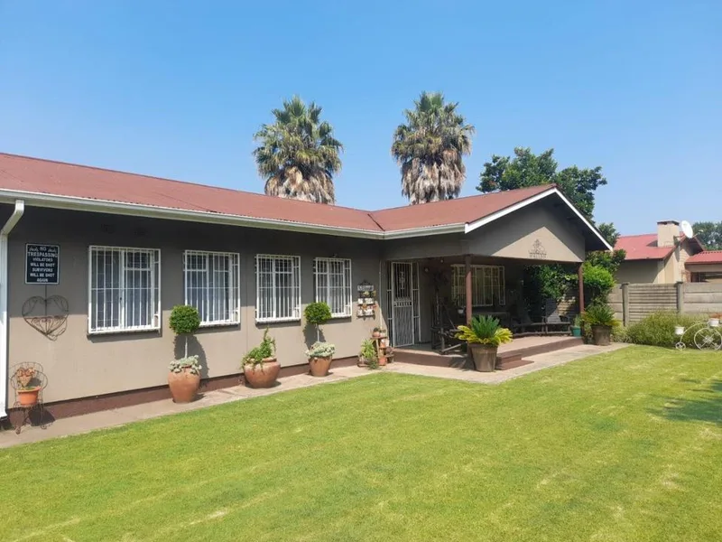 3 Bedroom House for sale in Vanderbijlpark SW 1