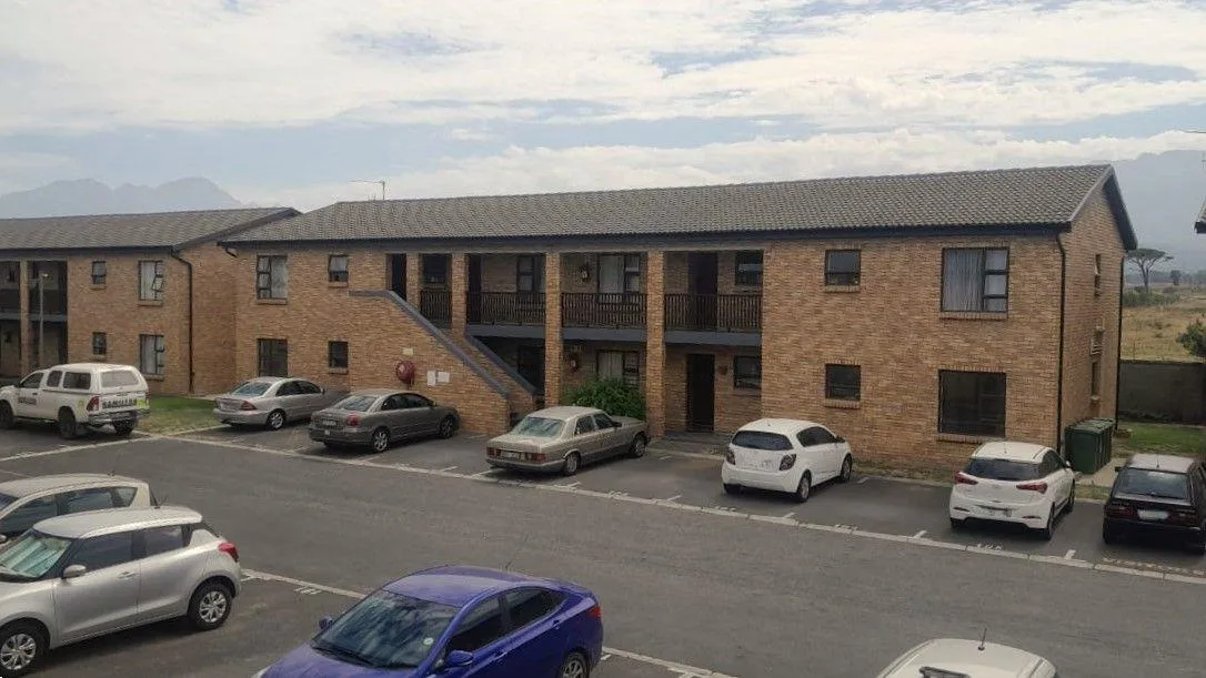 2 Bedroom Apartment / flat for sale in Fairview Golf Estate