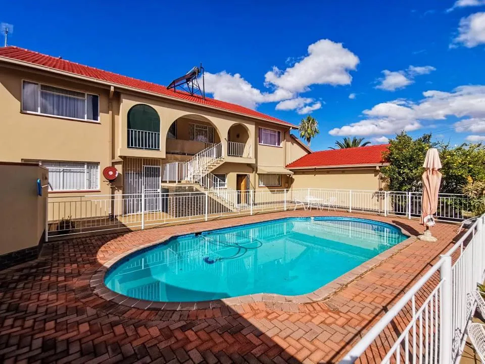 2 Bedroom Townhouse for sale in Flimieda