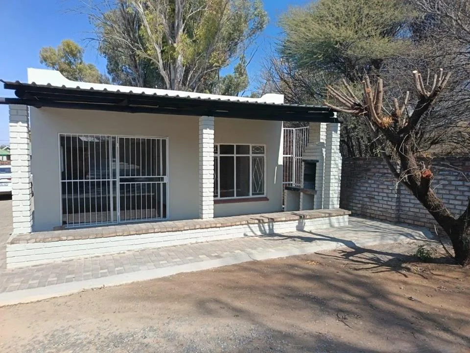 1 Bedroom Apartment / flat to rent in Vryburg