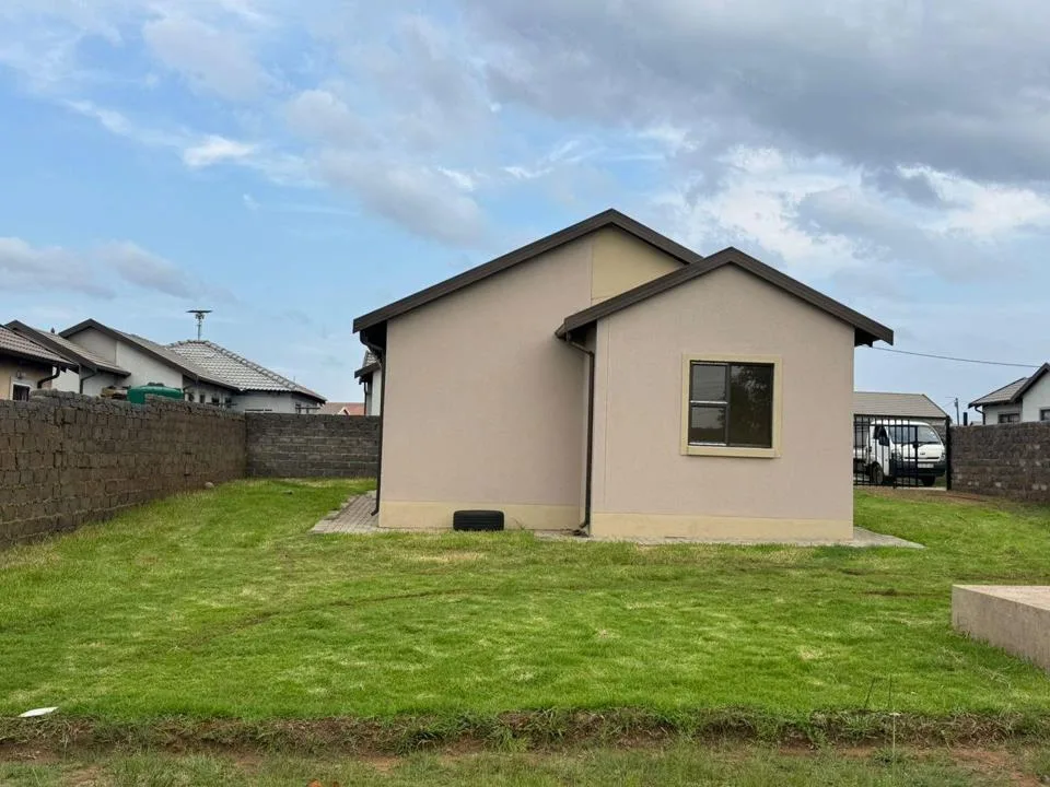 3 Bedroom House for sale in Klarinet