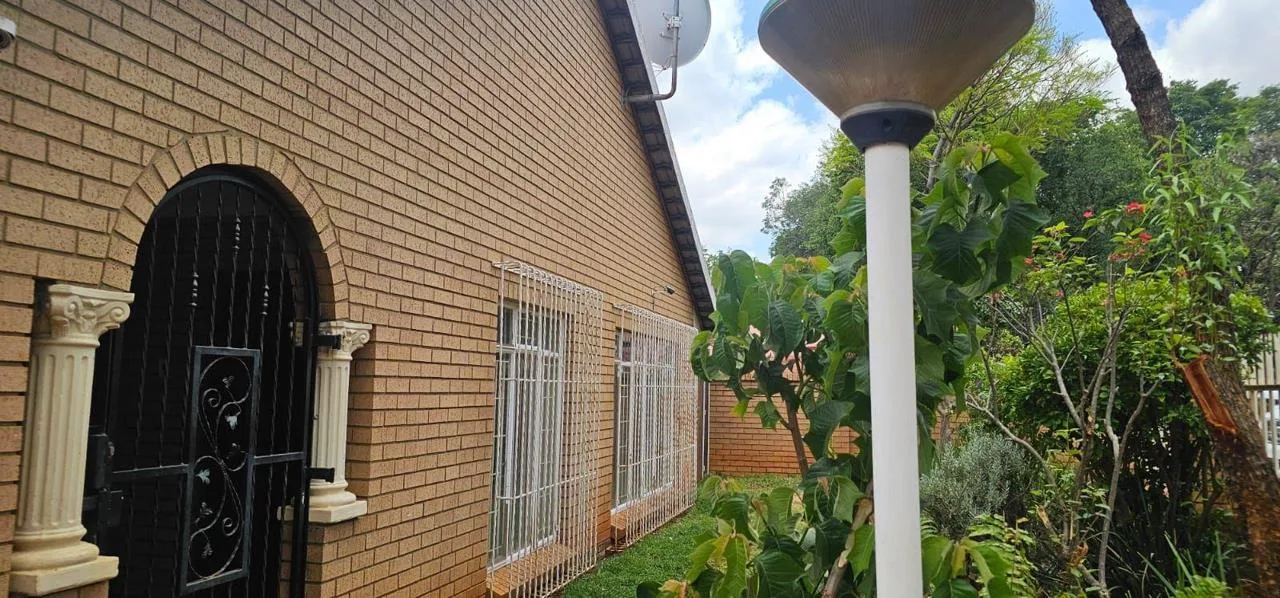 3 Bedroom House for sale in Protea Park