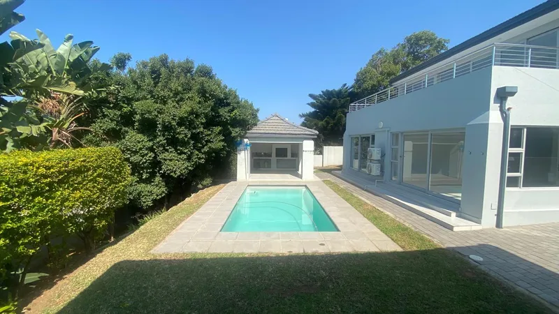 4 Bedroom House in Compensation Beach