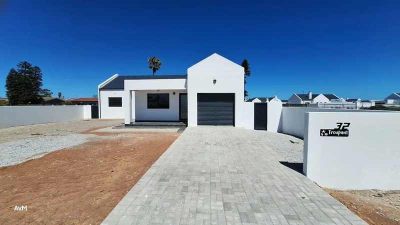 3 Bedroom House for sale in Laaiplek