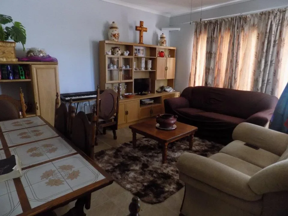 2 Bedroom Apartment / flat for sale in Virginia Central